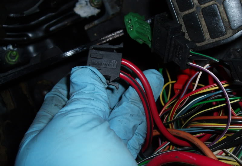 How to Hotwire a Car - Easy Steps to Hotwire a Car in an Emergency