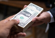 How to Get a $50000 Personal Loan https://cdn.hswstatic.com/gif/loan2.jpg